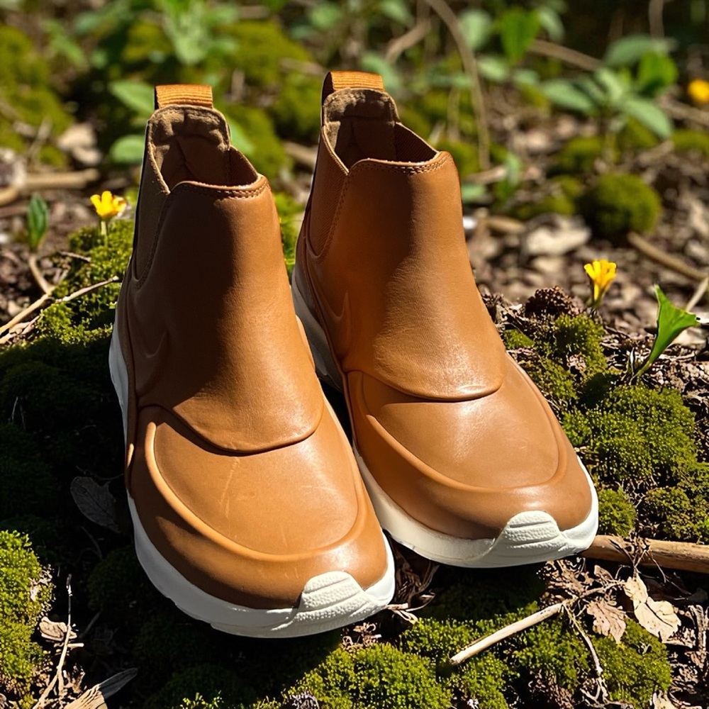 Nike Air Max Thea Mid Chelsea Women’s Sneaker Boot. - Picture 4 of 9